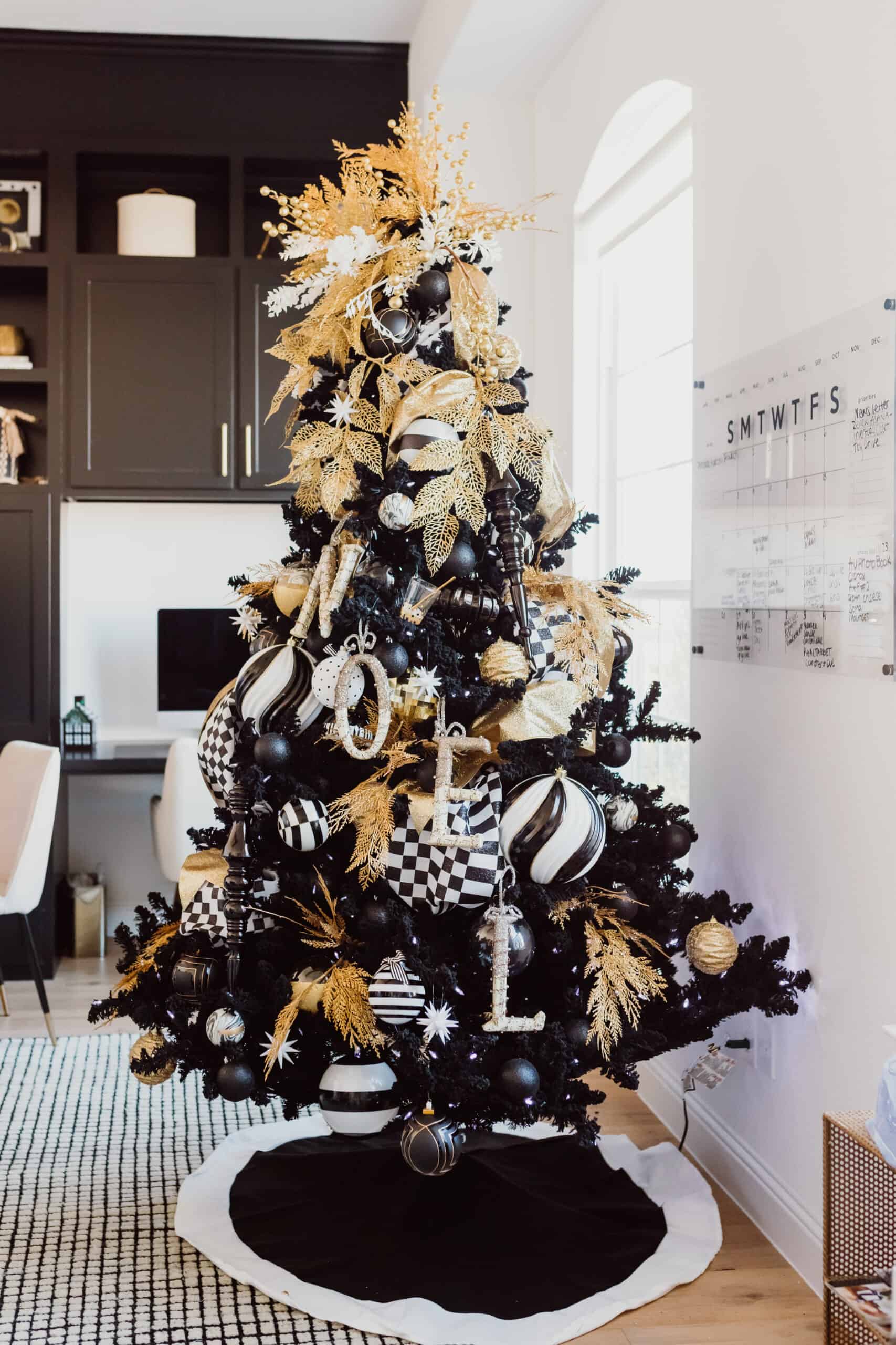 Black and Gold Christmas Tree - Taryn Newton